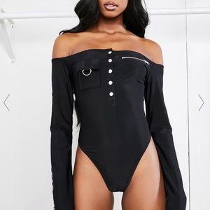 Dolls kill 
DIVA DOWNLOAD OFF THE SHOULDER BODYSUIT